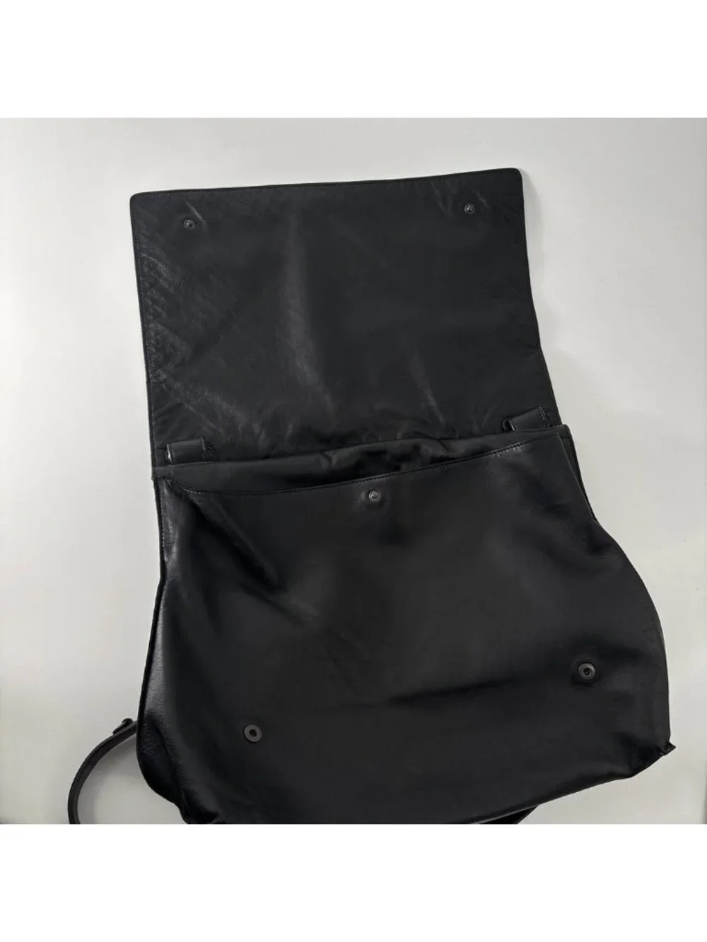 Bottega Veneta Super Shoulder Bag Leather Intrecciato Black